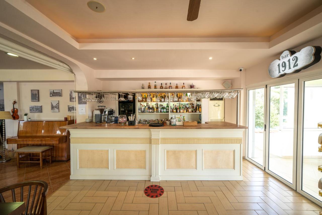Tselikas Hotel Kozani Luaran gambar