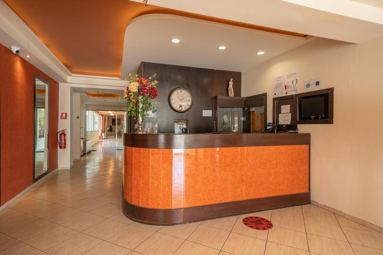 Tselikas Hotel Kozani Luaran gambar