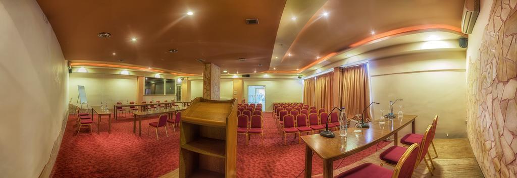 Tselikas Hotel Kozani Luaran gambar
