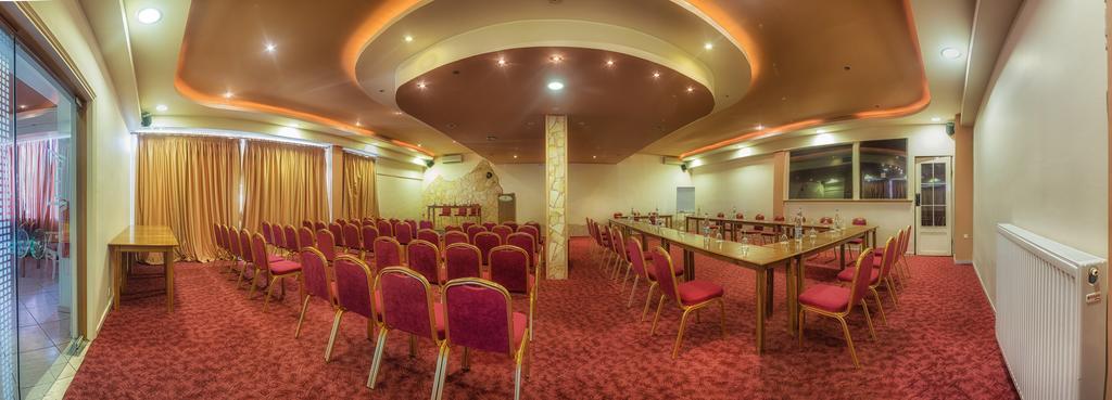 Tselikas Hotel Kozani Luaran gambar